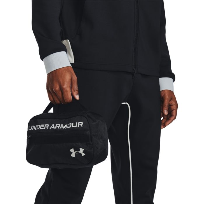 Contain Travel Kit Black - Under Armour