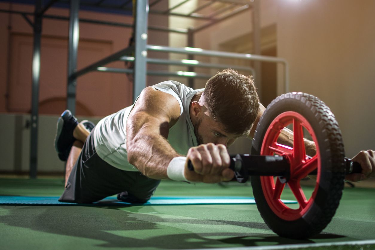 Ролер за вежбање Ab Wheel - GymBeam 